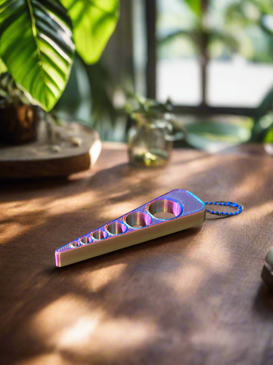 Triangle Safety Eye Gizmo