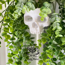 Load image into Gallery viewer, Skull Hanging Planter
